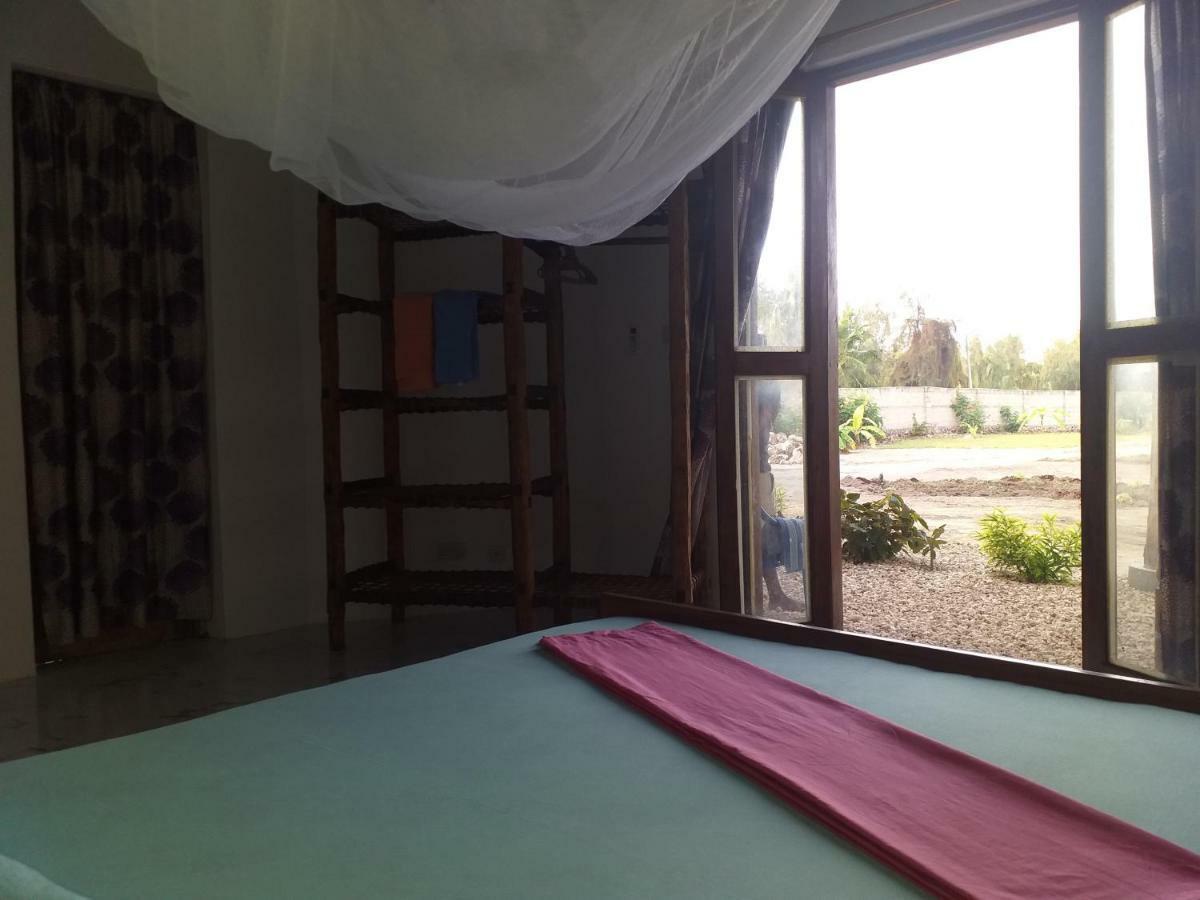 Malik Villa-Matemwe Bnb And Restaurant Экстерьер фото