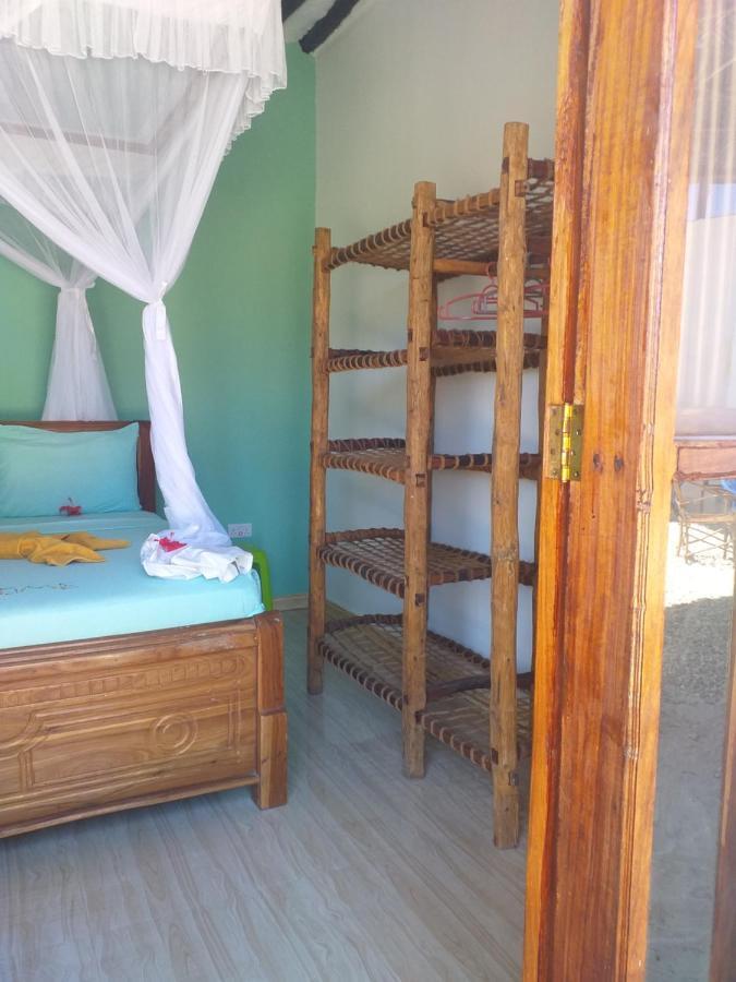 Malik Villa-Matemwe Bnb And Restaurant Экстерьер фото